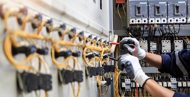 Professional Electrician technician working in West DeLand, FL